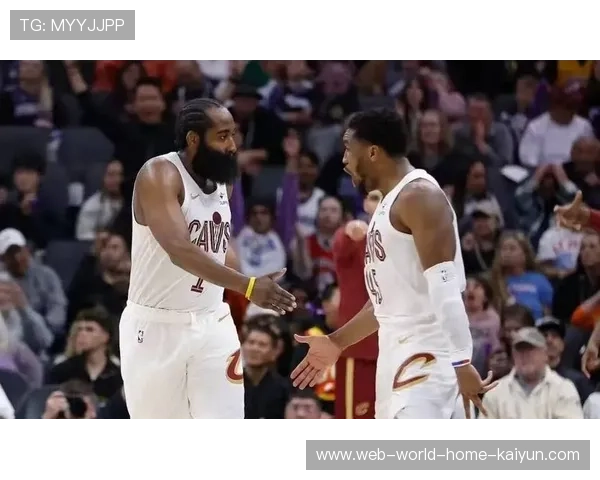 哈登撤步三分对位塔图姆申诉打手未果，裁判尺度争议成赛后焦点